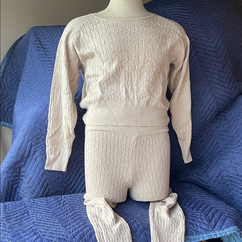 Daisy Soft Cream Cable Knit Sweater